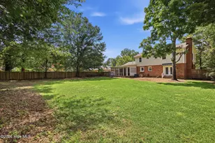 409 Oxford Rd, Greenville, NC 27858 - Photo 38