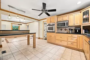 409 Oxford Rd, Greenville, NC 27858 - Photo 14
