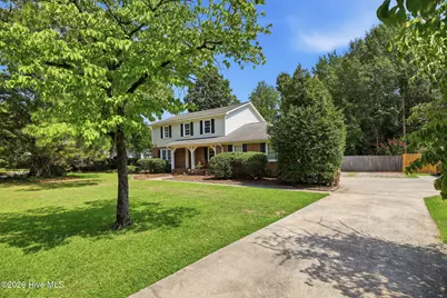 409 Oxford Road, Greenville, NC 27858 - Photo 4
