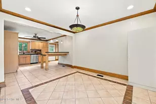 409 Oxford Rd, Greenville, NC 27858 - Photo 12