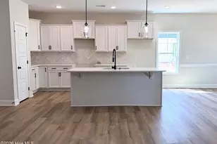 380 Thorntons Creek Dr, Erwin, NC 28339 - Photo 6