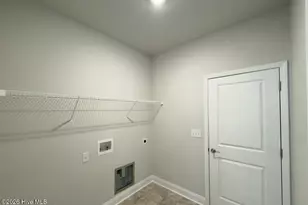143 Firethorn Cir, Wallace, NC 28466 - Photo 18
