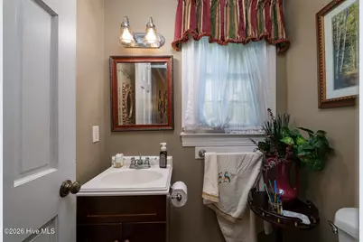 1002 Karen Drive, New Bern, NC 28562 - Photo 32