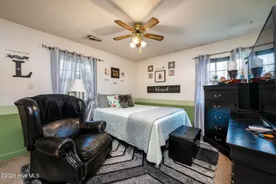 1002 Karen Drive, New Bern, NC 28562 - Photo 30