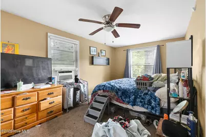 110 Queens Road, Jacksonville, NC 28540 - Photo 12