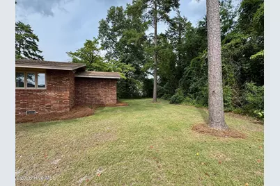 2206 Second Avenue, Elizabethtown, NC 28337 - Photo 4