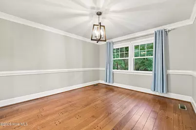 116 Oxford Road, Greenville, NC 27858 - Photo 10