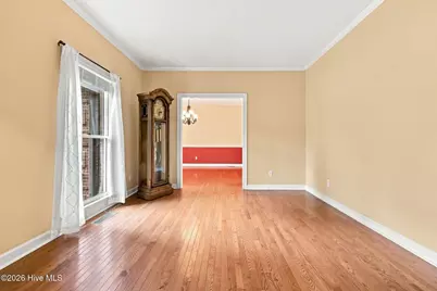 335 W Hedgelawn Way, Southern Pines, NC 28387 - Photo 8