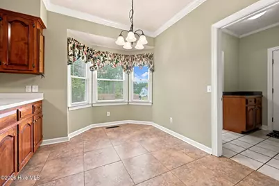 335 W Hedgelawn Way, Southern Pines, NC 28387 - Photo 16