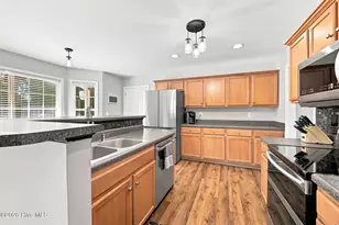 637 Dickinson Rd, Smithfield, NC 27577 - Photo 6