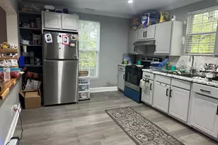 201 N White St, Whitakers, NC 27891 - Photo 18