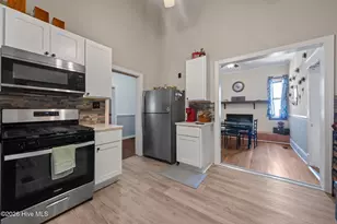 307 W Canary St, Dunn, NC 28334 - Photo 18