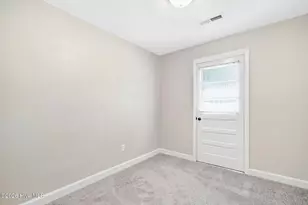 206 W Clement St, Wallace, NC 28466 - Photo 16