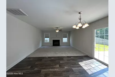 400 Amethyst Court, Jacksonville, NC 28546 - Photo 4