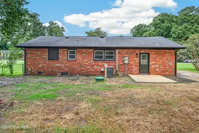 300 Walnut Drive, Jacksonville, NC 28540 - Photo 28