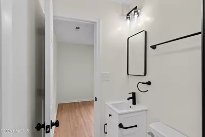 300 Walnut Drive, Jacksonville, NC 28540 - Photo 22