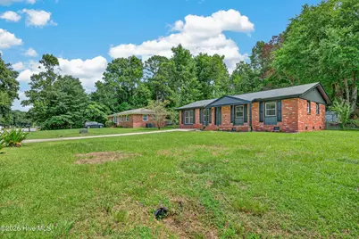 300 Walnut Drive, Jacksonville, NC 28540 - Photo 2