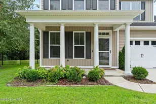 115 Bunchberry Ct, Hampstead, NC 28443 - Photo 2