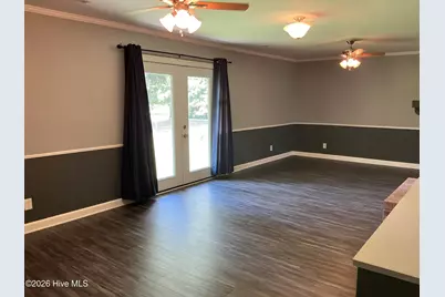 221 E Bladen Street, Bladenboro, NC 28320 - Photo 20
