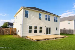 103 Amberwine Cir, Richlands, NC 28574 - Photo 34
