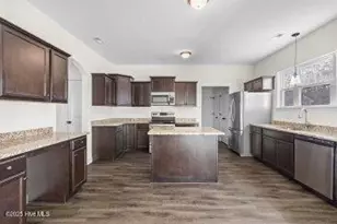 200 Mia Ct, Maysville, NC 28555 - Photo 12