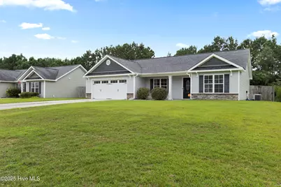 216 Jasmine Lane, Jacksonville, NC 28546 - Photo 2