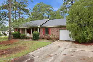 924 E Winds Ln, Fayetteville, NC 28311 - Photo 4