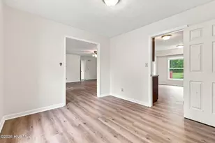 924 E Winds Ln, Fayetteville, NC 28311 - Photo 8