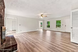 924 E Winds Ln, Fayetteville, NC 28311 - Photo 18