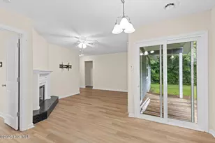 416 W Willis Landing Rd, Hubert, NC 28539 - Photo 8