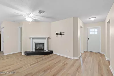 416 W Willis Landing Road, Hubert, NC 28539 - Photo 6