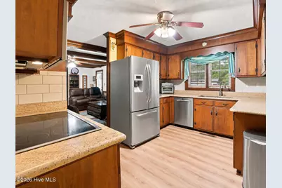 105 Brentwood Drive N, Wilson, NC 27893 - Photo 2