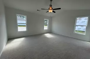 101 Constitution Ct, Newport, NC 28570 - Photo 8