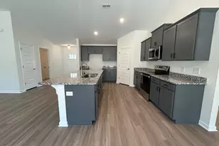 109 Constitution Ct, Newport, NC 28570 - Photo 4