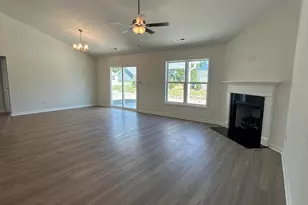 109 Constitution Ct, Newport, NC 28570 - Photo 6