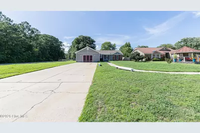 2601 Idlebrook Circle, Piney Green, NC 28544 - Photo 2