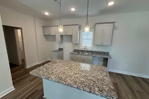 198 Holden Ln, Aberdeen, NC 28315 - Photo 8
