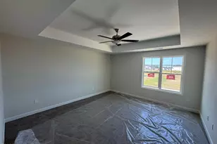 198 Holden Ln, Aberdeen, NC 28315 - Photo 8