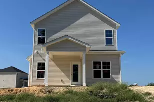 198 Holden Ln, Aberdeen, NC 28315 - Photo 2