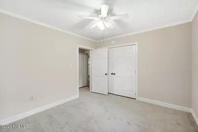 2610 Evans Street, Greenville, NC 27834 - Photo 28