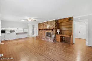2610 Evans St, Greenville, NC 27834 - Photo 12