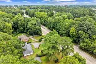 2610 Evans St, Greenville, NC 27834 - Photo 2