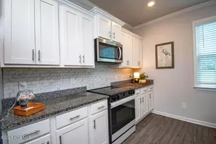 271 Jones Rdg Ln, Newport, NC 28570 - Photo 10