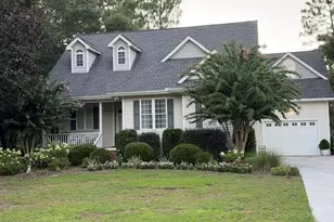 106 Fairway Ln, Cape Carteret, NC 28584 - Photo 2