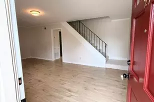 24 Scott St, Greenville, NC 27858 - Photo 2