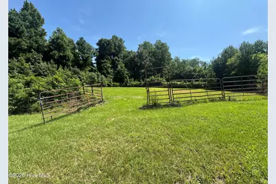 615 Summit Street, Carthage, NC 28327 - Photo 14