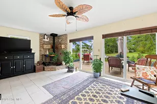 1210 Pelican Dr, New Bern, NC 28560 - Photo 10