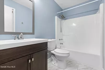 100 W Cameron Court, Jacksonville, NC 28546 - Photo 18