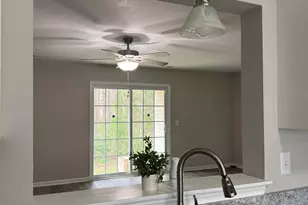 4160 Brook Creek Ln, Greenville, NC 27858 - Photo 6