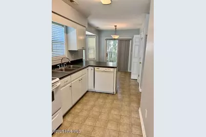 113 Gladiola Drive, New Bern, NC 28562 - Photo 6